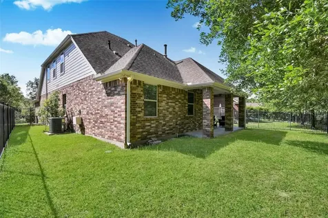 22 Wood Drake Place Tomball TX 77375