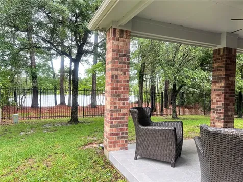22 Wood Drake Place Tomball TX 77375
