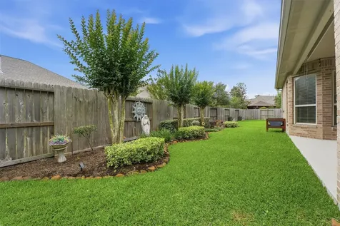 25485 Vinechase Drive Porter TX 77365