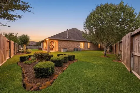 25485 Vinechase Drive Porter TX 77365