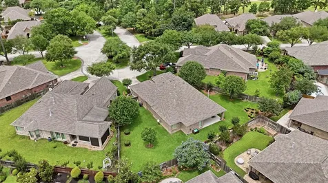 25485 Vinechase Drive Porter TX 77365