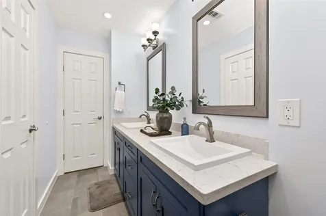 2514 Pine Village Drive Houston TX 77080