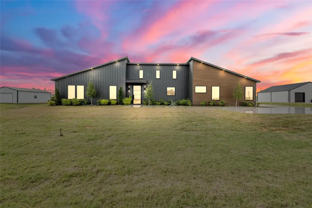 5119 Sophie Slanksy Way Sealy TX 77474