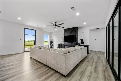 5119 Sophie Slanksy Way Sealy TX 77474