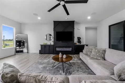5119 Sophie Slanksy Way Sealy TX 77474