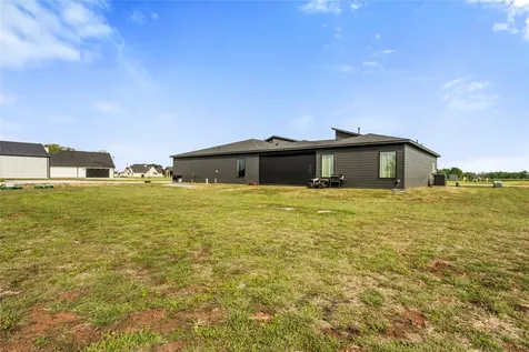5119 Sophie Slanksy Way Sealy TX 77474