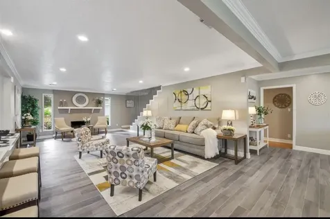 5026 Saxon Drive Houston TX 77092