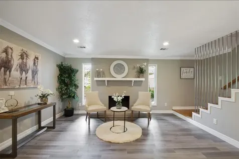 5026 Saxon Drive Houston TX 77092