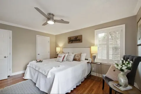 5026 Saxon Drive Houston TX 77092