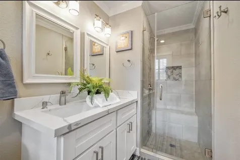 5026 Saxon Drive Houston TX 77092