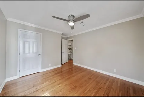 5026 Saxon Drive Houston TX 77092