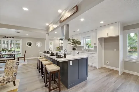 5026 Saxon Drive Houston TX 77092