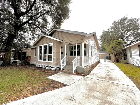 914 Bunton Street Houston TX 77009