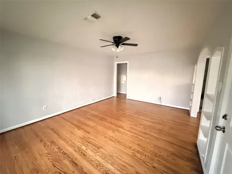914 Bunton Street Houston TX 77009