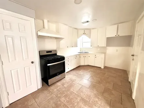 914 Bunton Street Houston TX 77009