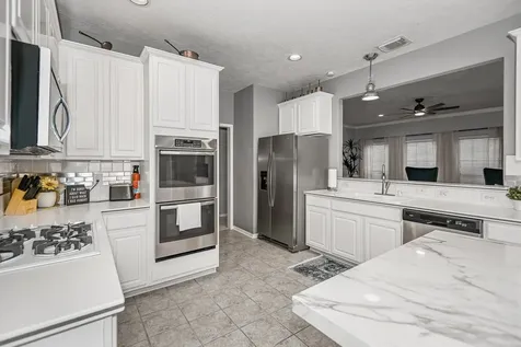 2833 Trevino Court Friendswood TX 77546