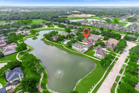 2833 Trevino Court Friendswood TX 77546