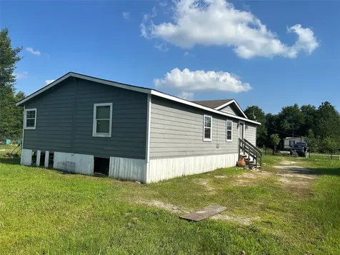 506 County Road 5015 Cleveland TX 77327