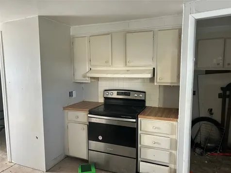 506 County Road 5015 Cleveland TX 77327