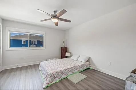 525 11th Street 3 Galveston TX 77550