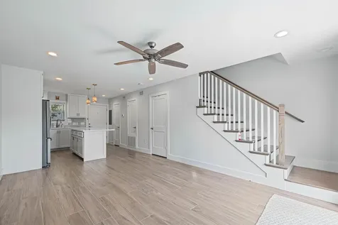 525 11th Street 3 Galveston TX 77550
