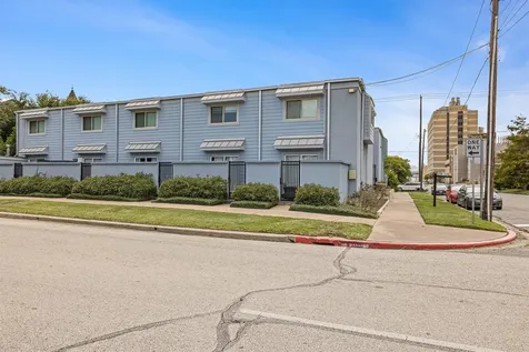 525 11th Street 3 Galveston TX 77550