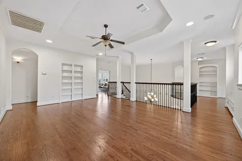 4711 Welford Drive Bellaire TX 77401