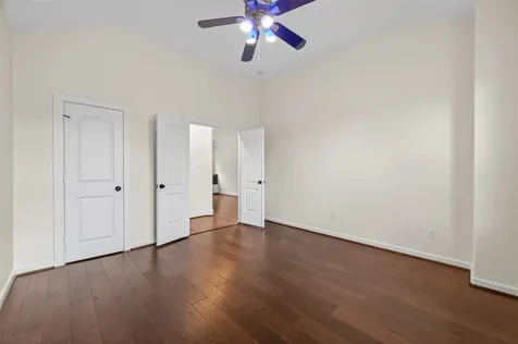 4711 Welford Drive Bellaire TX 77401