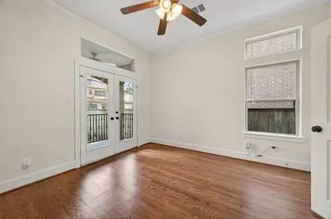4711 Welford Drive Bellaire TX 77401