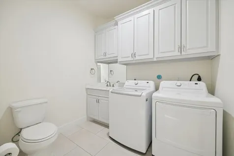 532 Carrell Street Tomball TX 77375