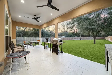 532 Carrell Street Tomball TX 77375