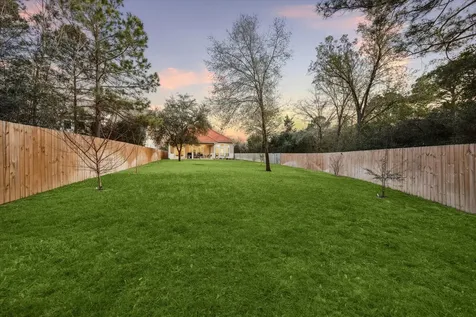 532 Carrell Street Tomball TX 77375