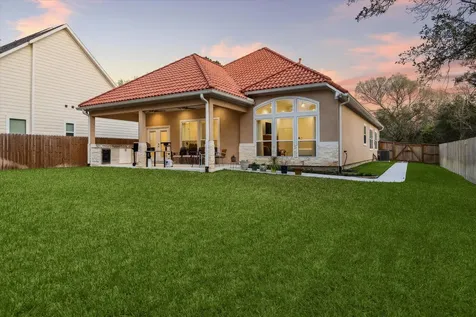 532 Carrell Street Tomball TX 77375