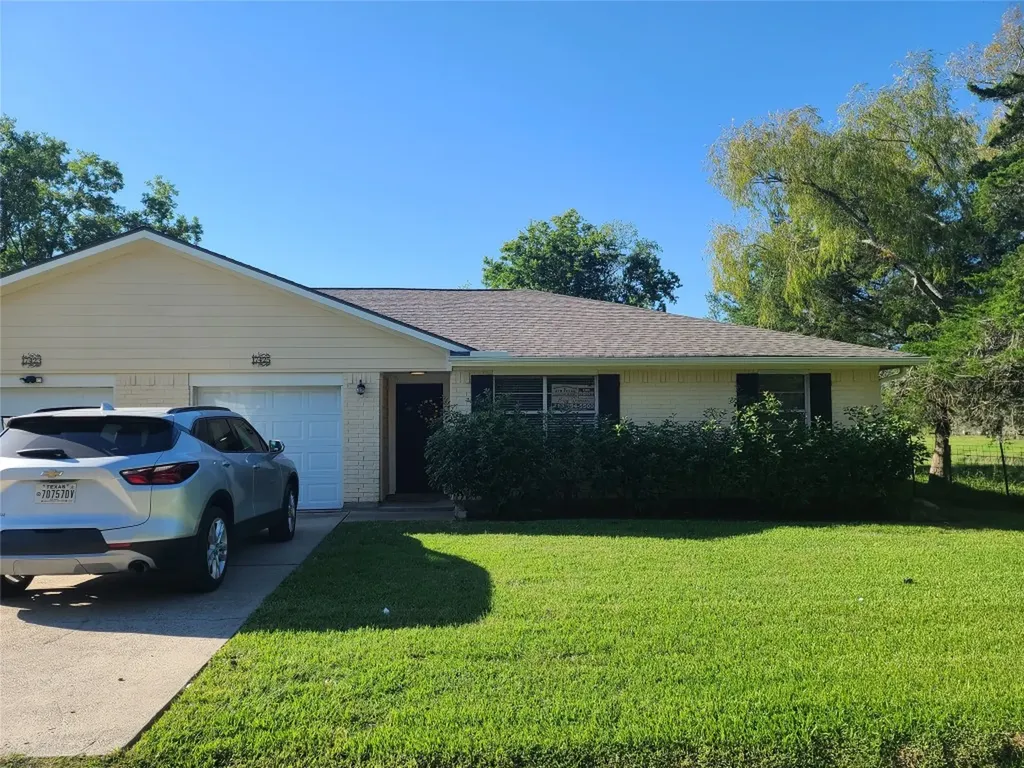 17423 Fir Road Alvin TX 77511