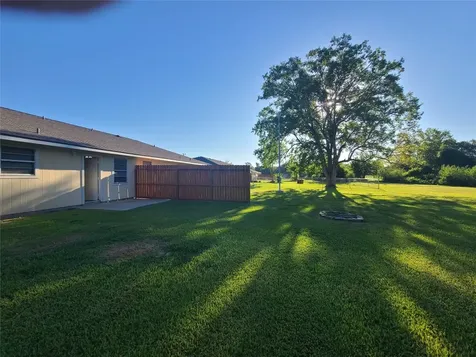 17423 Fir Road Alvin TX 77511