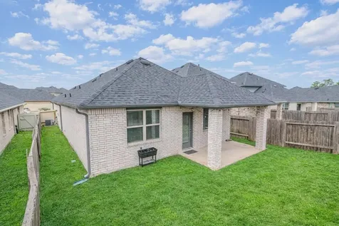 16887 Pink Wintergreen Drive Conroe TX 77385