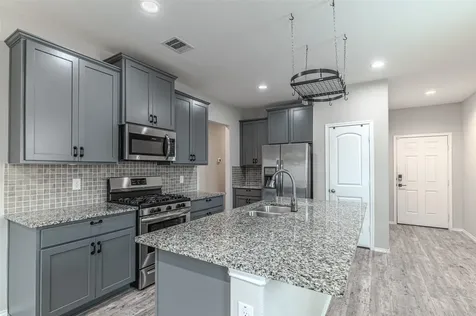16887 Pink Wintergreen Drive Conroe TX 77385
