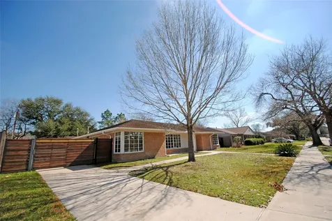 10615 Atwell Drive Houston TX 77096