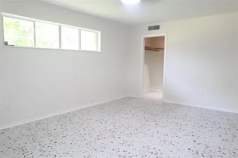 1903 Evergreen Lane La Marque TX 77568