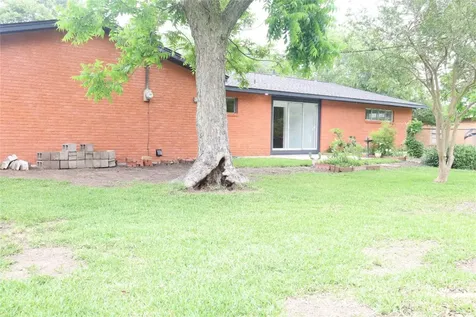 1903 Evergreen Lane La Marque TX 77568