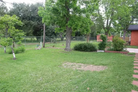 1903 Evergreen Lane La Marque TX 77568