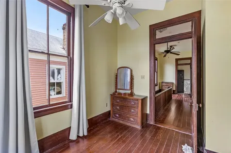 2002 Ave K Galveston TX 77550