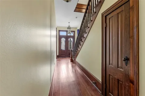 2002 Ave K Galveston TX 77550