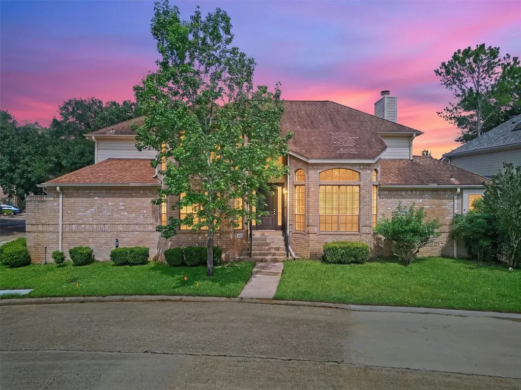 12929 Kingsbridge Lane Houston TX 77077