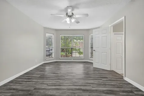 12929 Kingsbridge Lane Houston TX 77077