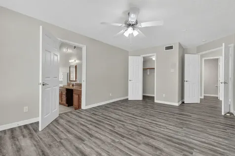 12929 Kingsbridge Lane Houston TX 77077