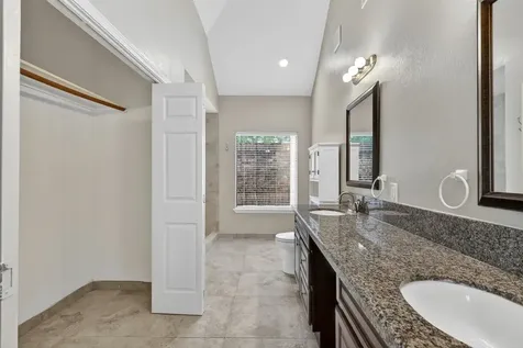 12929 Kingsbridge Lane Houston TX 77077