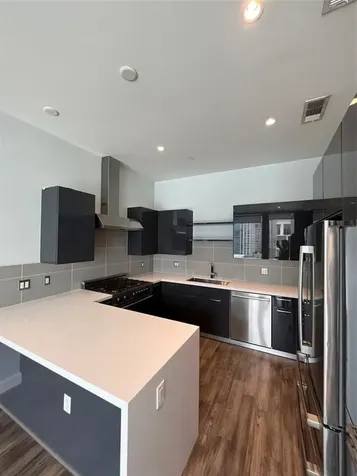 1211 Caroline Street 1708 Houston TX 77002