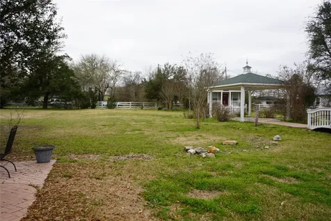 9500 Mayfield - Main House Shiro TX 77876