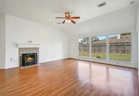 2118 Westminister Street Pearland TX 77581